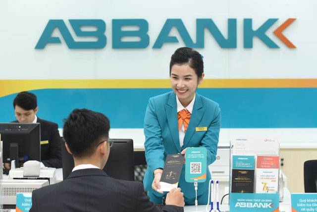 6 th&aacute;ng đầu năm, lợi nhuận trước thuế của ABBank đạt hơn 1.672 tỷ đồng, cao gấp gần 2,9 lần so với c&ugrave;ng kỳ năm 2024.