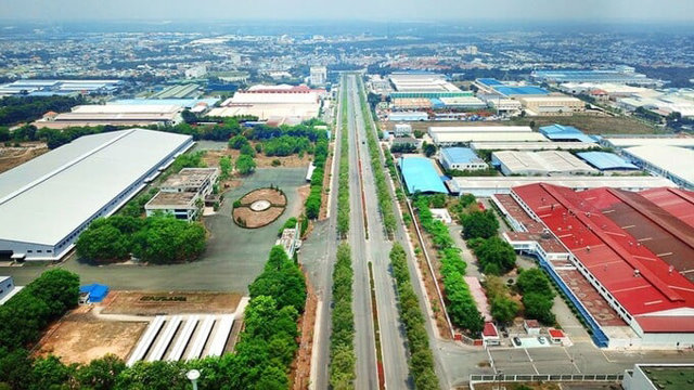 Trong bối cảnh chuỗi cung ứng to&agrave;n cầu t&aacute;i cấu tr&uacute;c v&agrave; xu hướng &ldquo;Trung Quốc + 1&rdquo; tiếp tục lan rộng, miền Trung &ndash; m&agrave; trọng điểm l&agrave; Đ&agrave; Nẵng &ndash; đang sở hữu mọi điều kiện cần thiết để đ&oacute;n đầu l&agrave;n s&oacute;ng FDI mới. Ảnh minh họa. &nbsp;