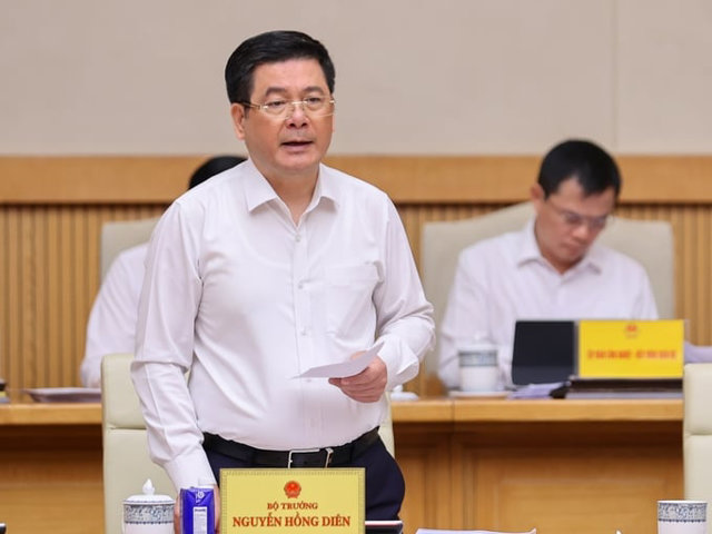 Bộ trưởng Nguyễn Hồng Di&ecirc;n.