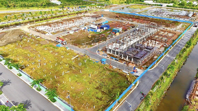 Cách nào để người dân bớt ‘còng lưng’ gánh tiền chuyển mục đích sử dụng đất? - Ảnh 2