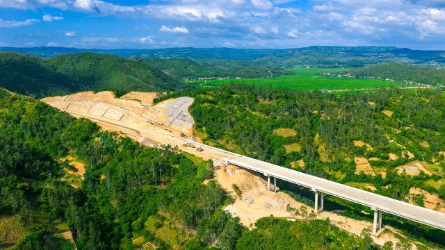 Khảo sát toàn tuyến cao tốc Quy Nhơn - Chí Thạnh trước ngày thông xe - Ảnh 13